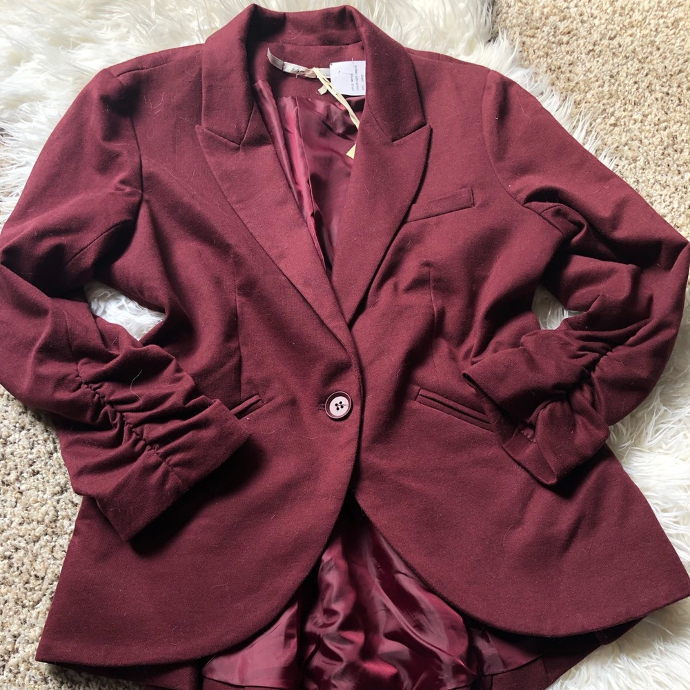 Gibson maroon blazer
